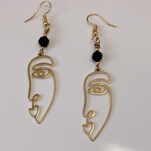 Abstract Face Earrings - Black.... - Picture 5 of 5